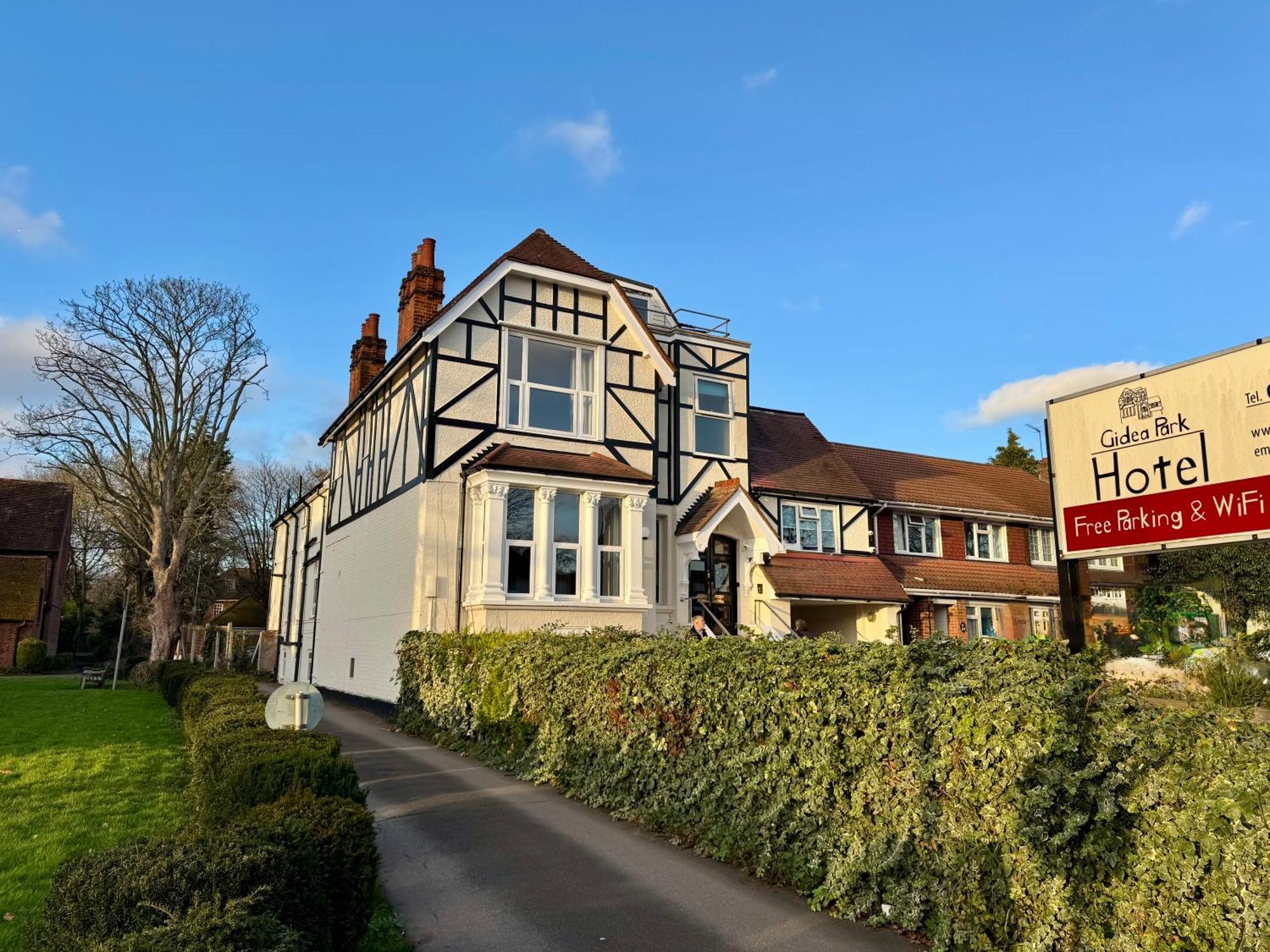 Gidea Park Hotel Romford Esterno foto